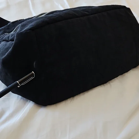 Kipling Black Handbag with Silver Zipper - Picture 17 of 17